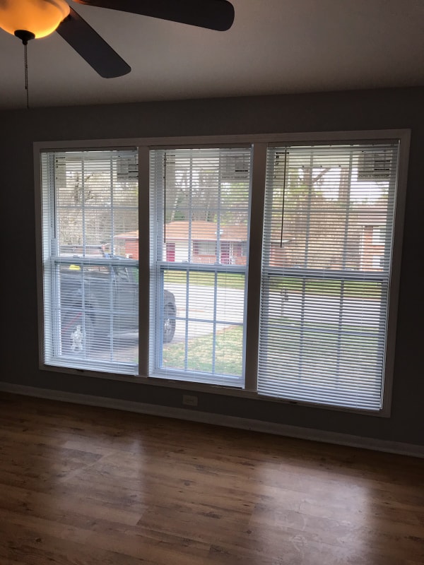 Building Photo - 1364 Stoneham Ct