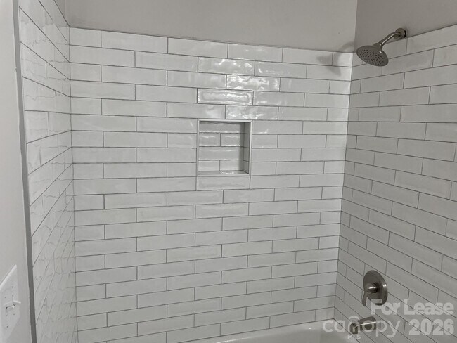 Building Photo - 19831 Henderson Rd