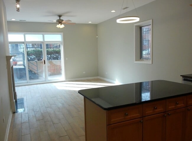 Building Photo - 6113 S Kimbark Ave