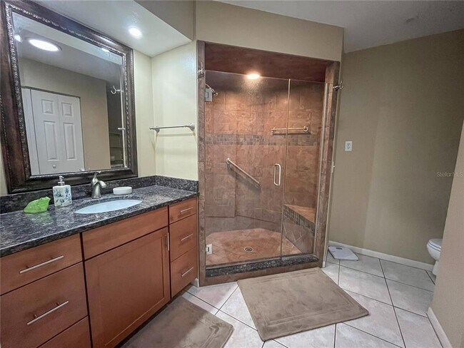 Building Photo - 3998 Cypress Landing S