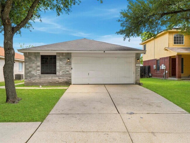 Building Photo - 1144 Miss Kimberly's Ln