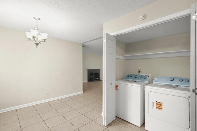 Building Photo - 3801 Foust Trail