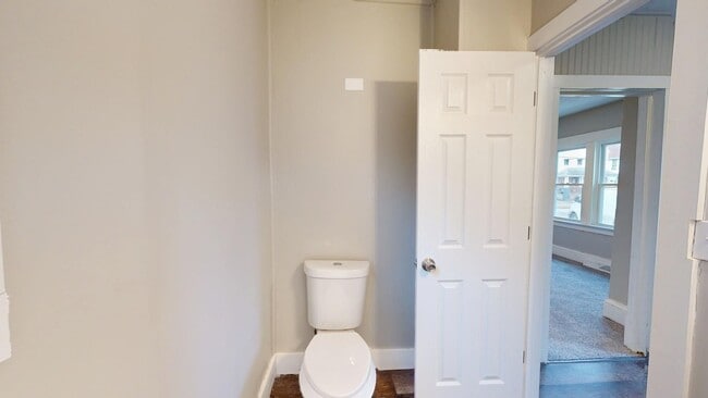 Building Photo - Stockyards Area - 2 Bedrooms - Single Fami...
