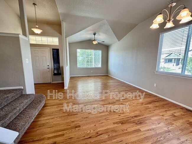 Building Photo - 8029 22nd St Ln