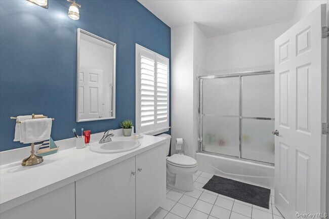 Building Photo - 35 Auden Ave