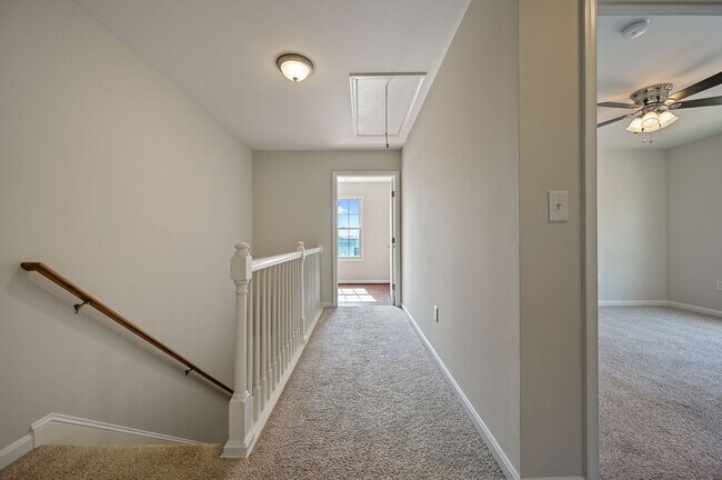 Building Photo - 12265 Willow Grove Rd