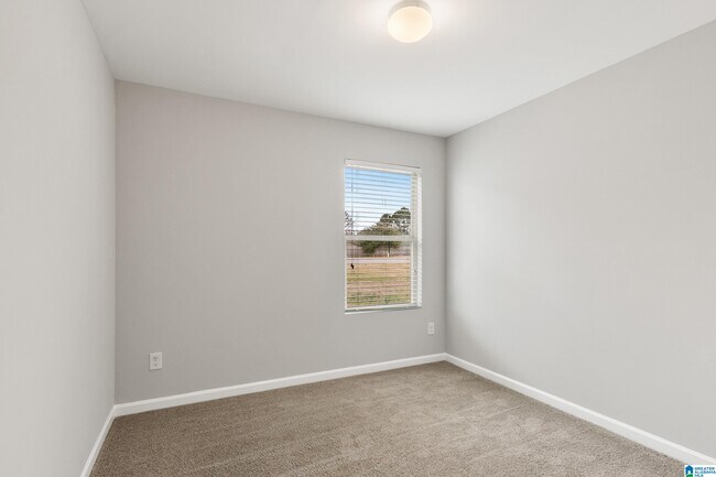 Building Photo - 16411 Waterbury Ln