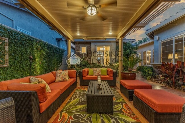 Building Photo - Executive Gated Serrano Golf-Course Home with Views of the 16th Hole!