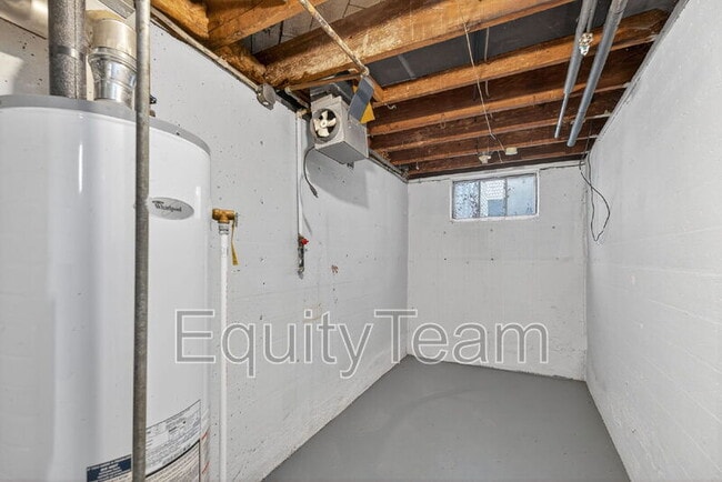 Building Photo - 7020 La Boiteaux Ave