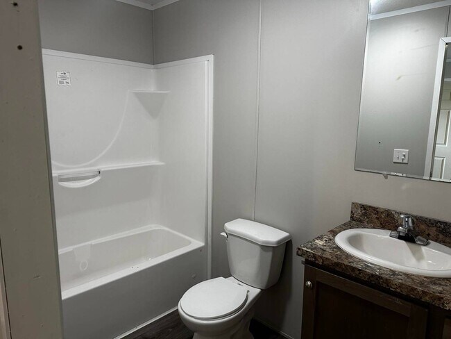 Building Photo - 102 Gaslight Dr