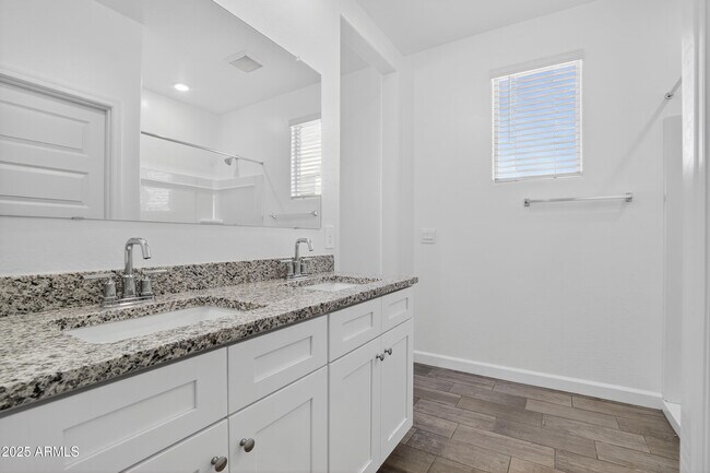 Building Photo - 9362 S Marisol Dr