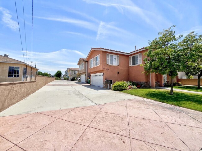 Building Photo - 3736 Puente Ave