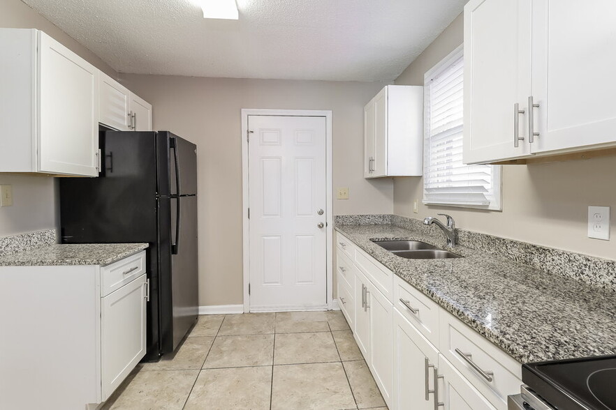 Building Photo - 1709 Purser Dr