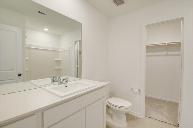 Building Photo - 10915 Tawny Rdg Dr