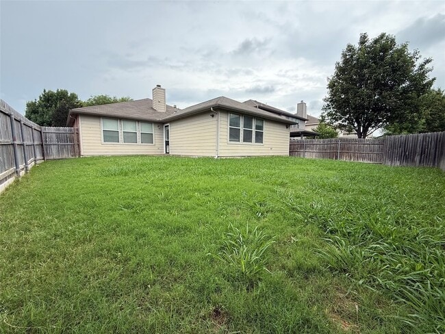 Building Photo - 13216 Fencerow Rd