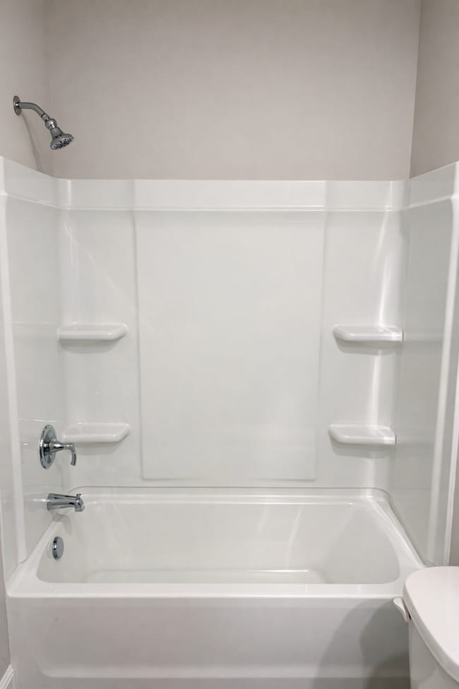 Building Photo - 3BR Townhome • End-Unit • New Build • 2-Car Garage