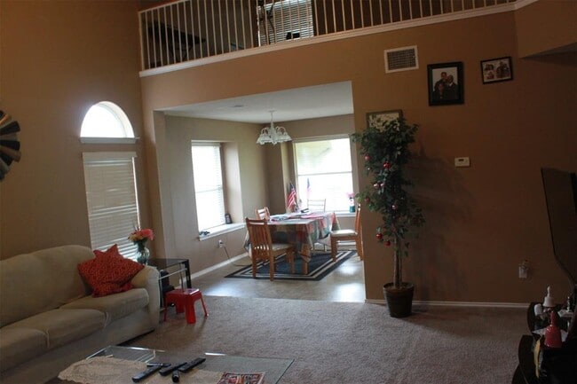 Building Photo - 3769 Castle Rock Dr