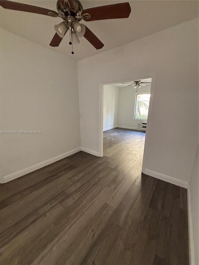 Building Photo - 1522 Meridian Ave