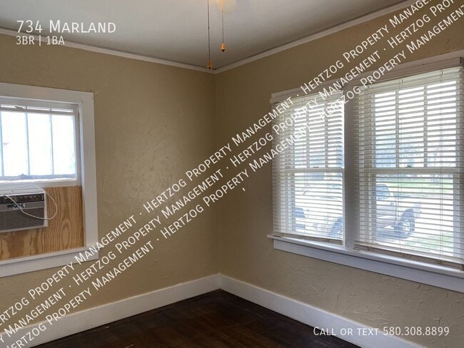 Building Photo - 734 Marland-