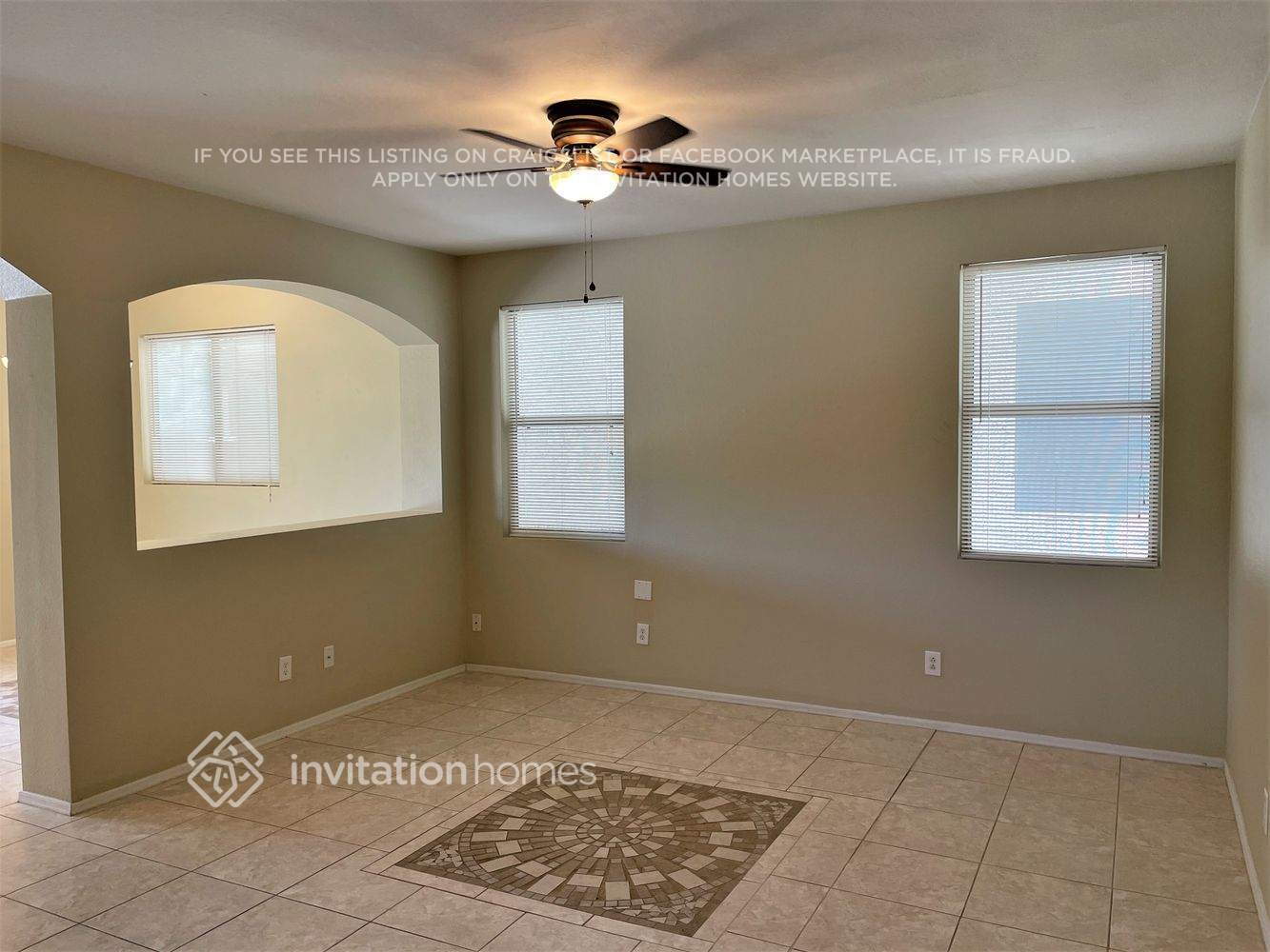 Building Photo - 1750 W Union Hills Dr