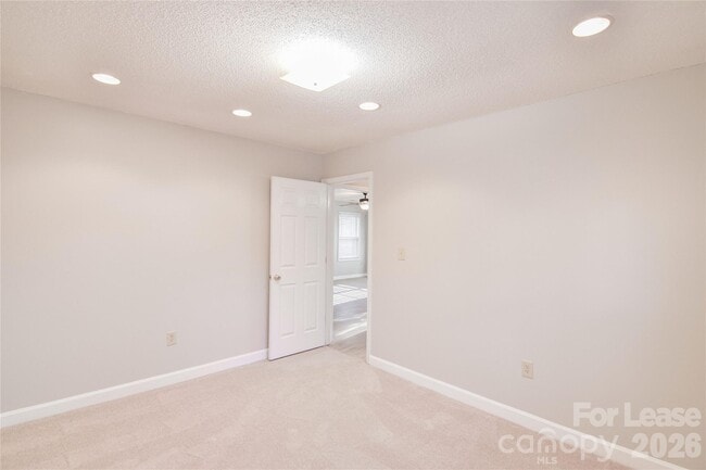 Building Photo - 110 Pratt St