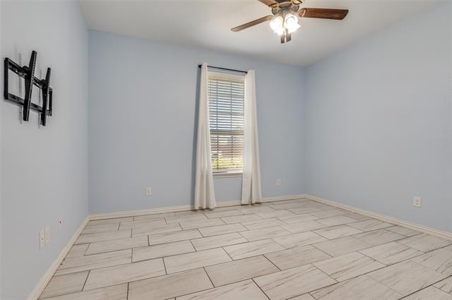 Building Photo - 3238 Brighton Dr