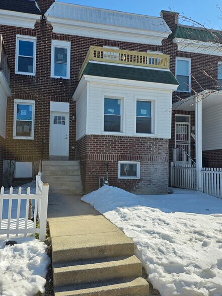 Building Photo - 2927 Oakley Ave