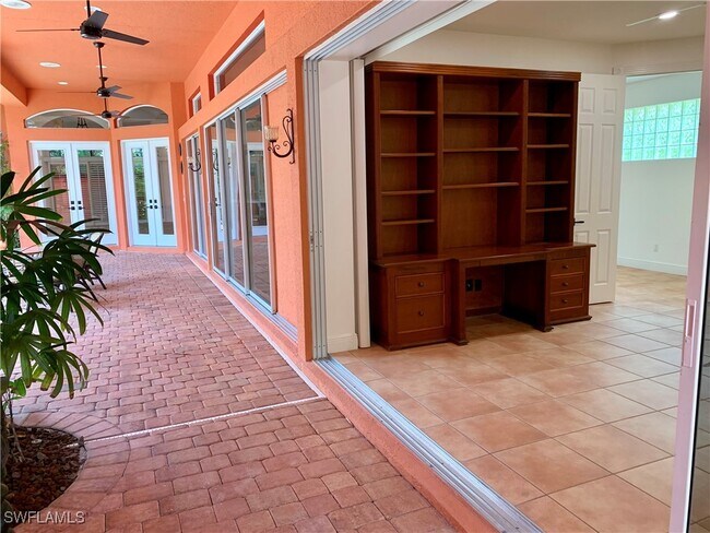 Building Photo - 25094 Pinewater Cove Ln