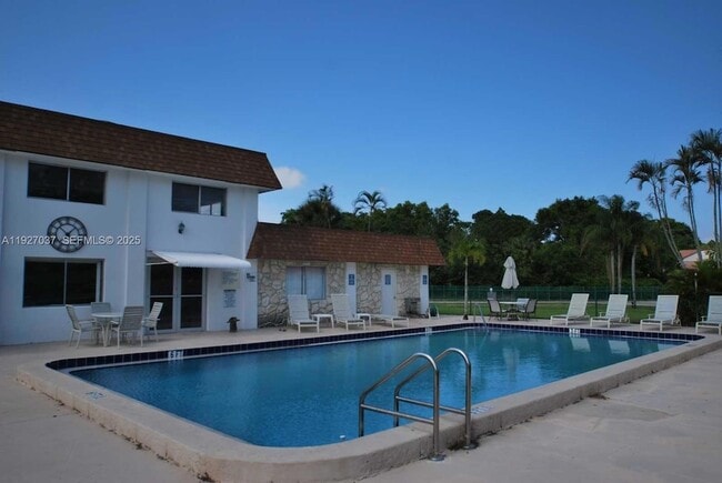 Building Photo - 6289 Lear Dr