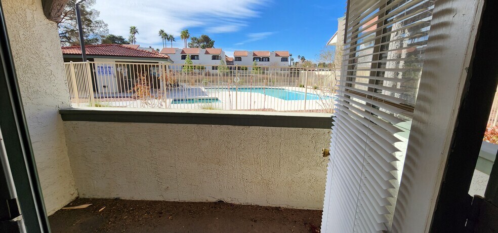 Building Photo - 1212 Bass Dr