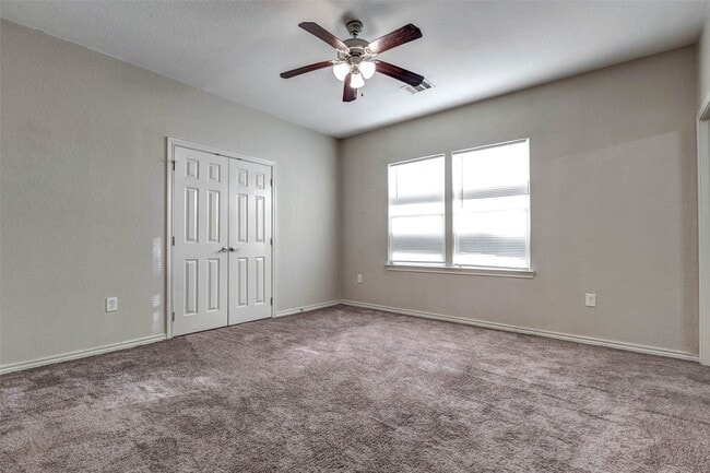 Building Photo - 4918 Carmen St