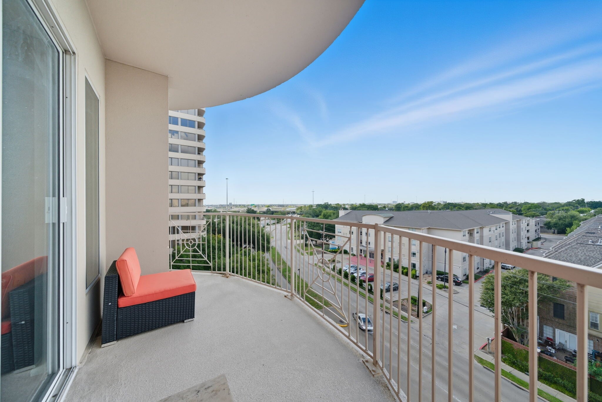 Wraparound balcony - 3505 Sage Rd