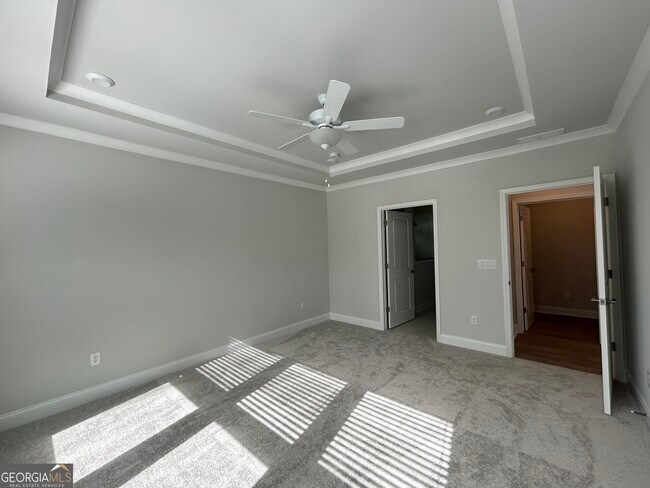 Building Photo - 473 Bandon Wy