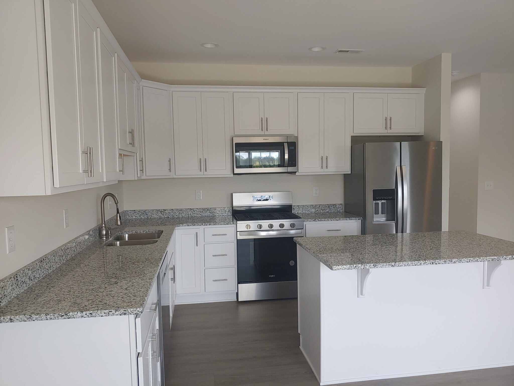 Kitchen view 1 - 6138 Warren Newcomb Dr