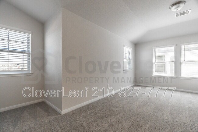 Building Photo - 9510 Fls Cyn Blvd