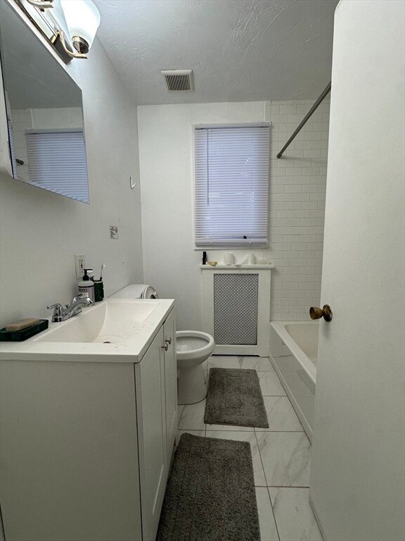 Building Photo - 47 Wallingford Rd