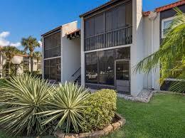 Building Photo - 3215 Beneva Rd