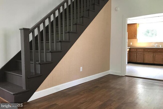 Building Photo - 2472 Waynesboro Pike