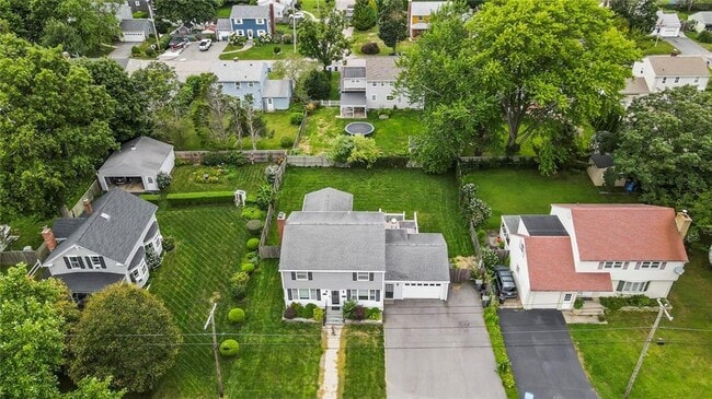 Building Photo - 191 Chases Ln