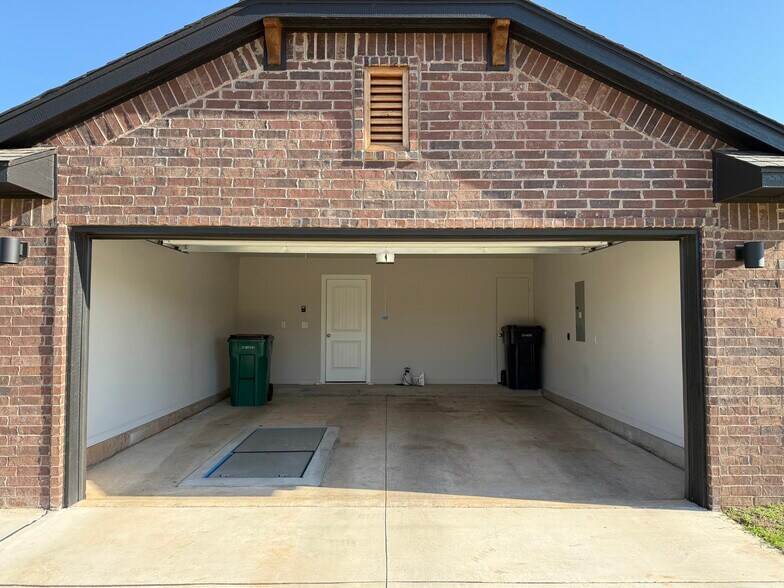 Building Photo - 3440 NW 179th St