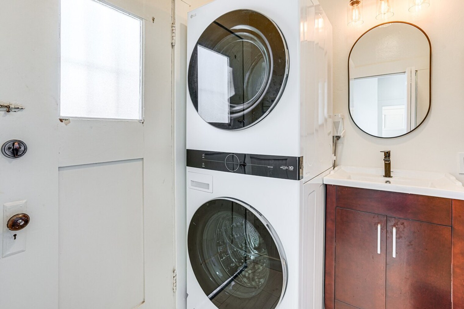 Building Photo - 1334 8th St