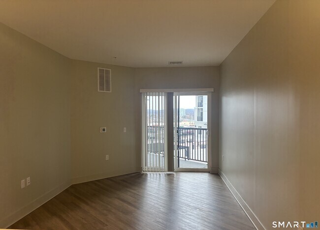 Building Photo - 75 Marlborough St