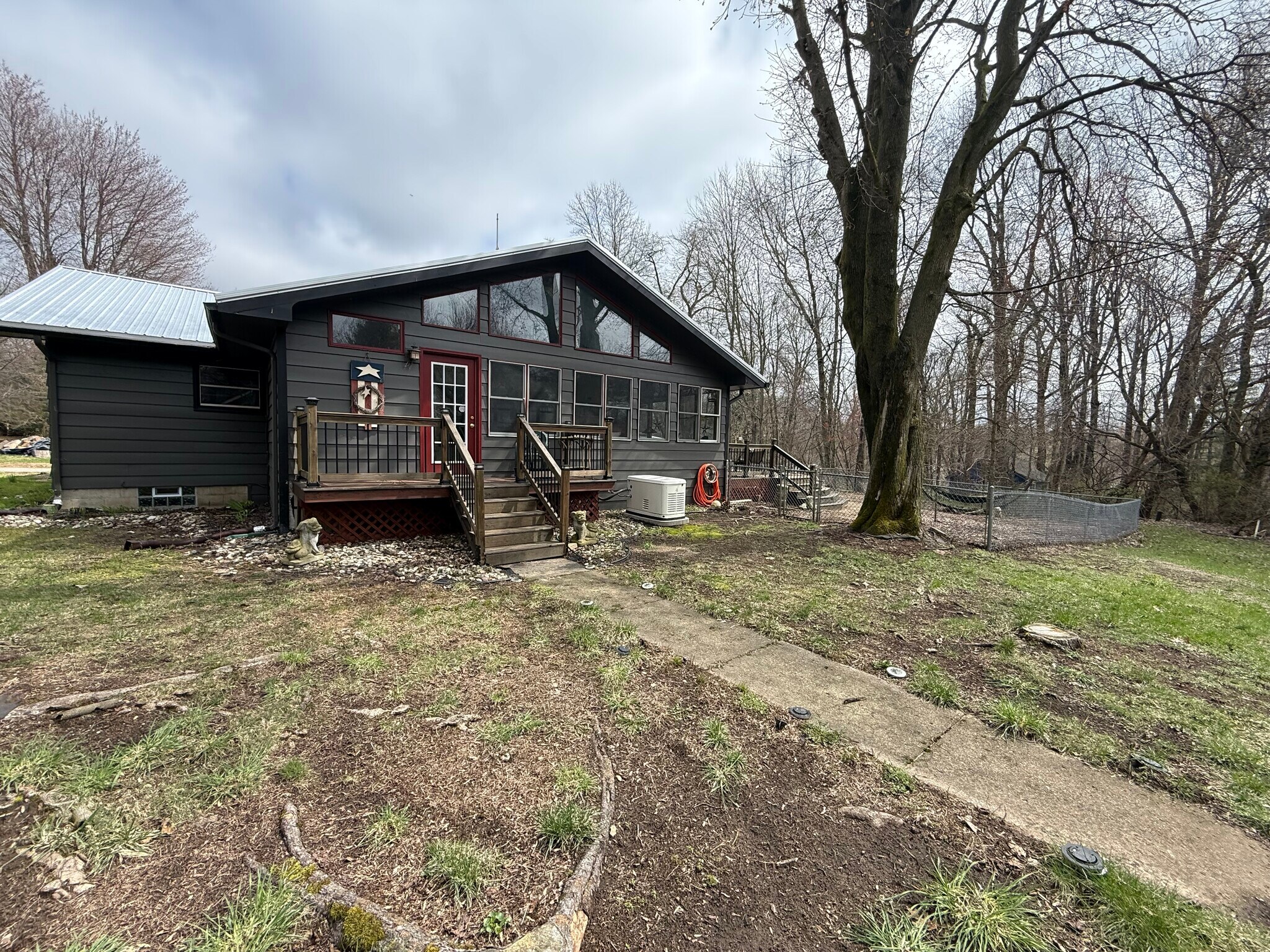 Building Photo - 32275 Center St