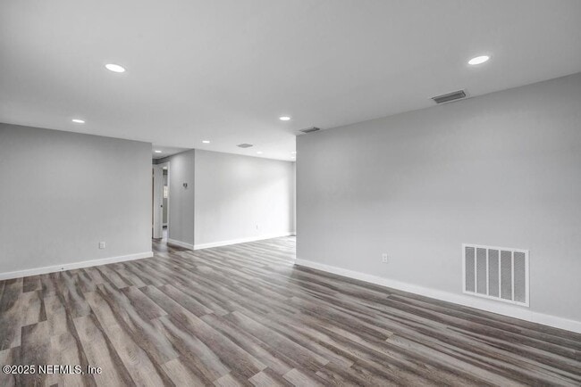 Building Photo - 269 Hermosa Ct
