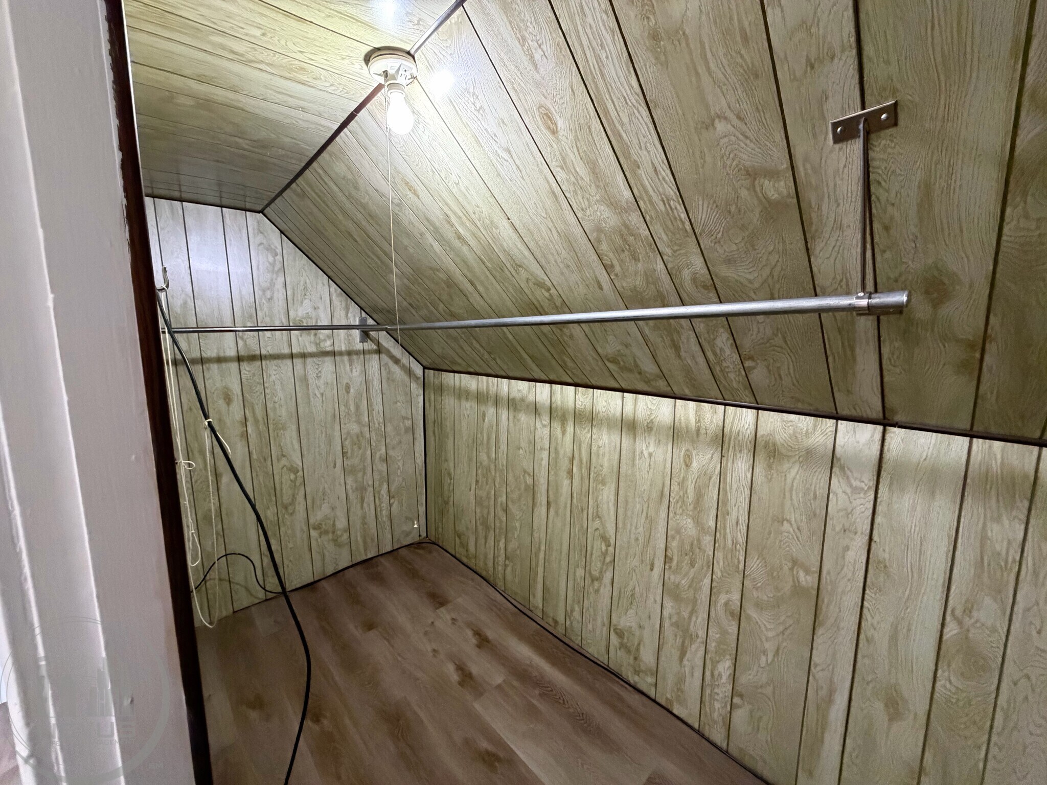 Building Photo - 73 Esther St