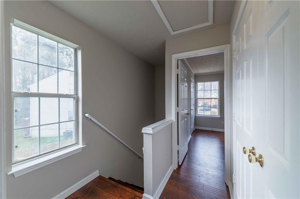 Building Photo - 3071 Majestic Park Ct