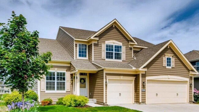 Building Photo - Perfect 5 bedroom count Home in Plymouth