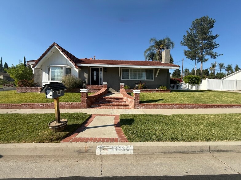 Building Photo - 11130 Canby Ave