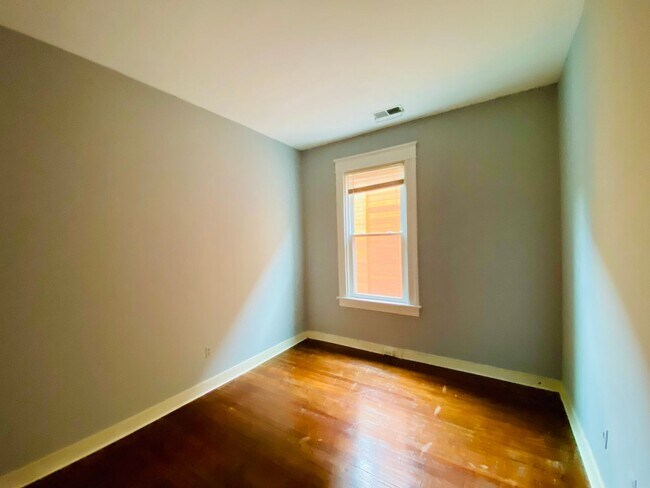 Building Photo - 2623 Floyd Ave