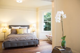 Building Photo - 1114 Montgomery St